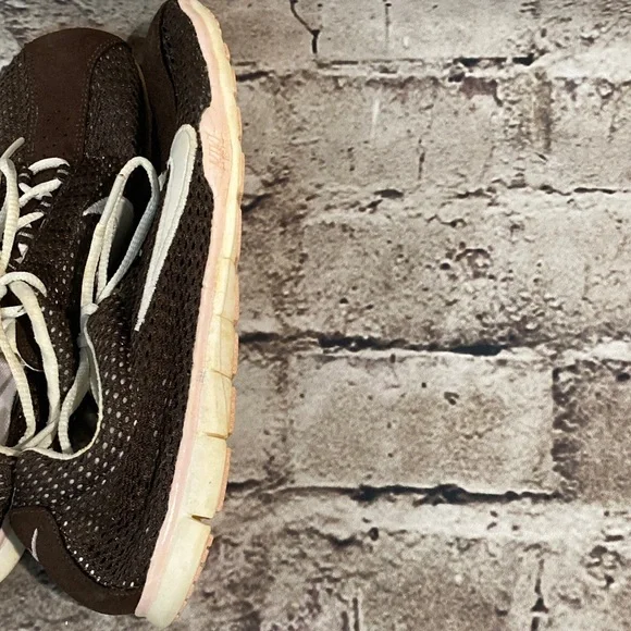 Nike Women's Water Shoes - Picture 5 of 7